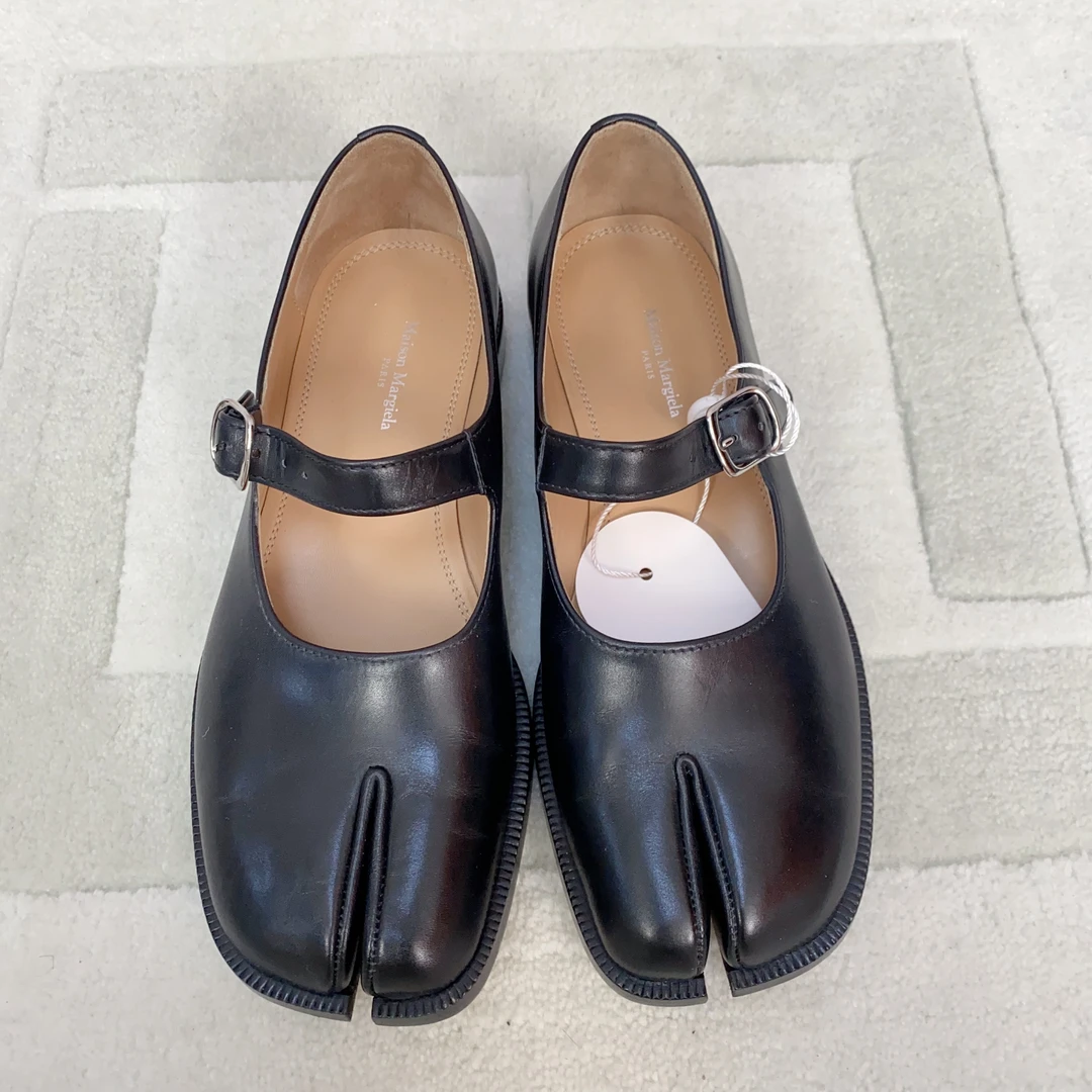 95新 Maison Margiela/梅森马吉拉 牛皮单鞋36码/250227ZMPTD19