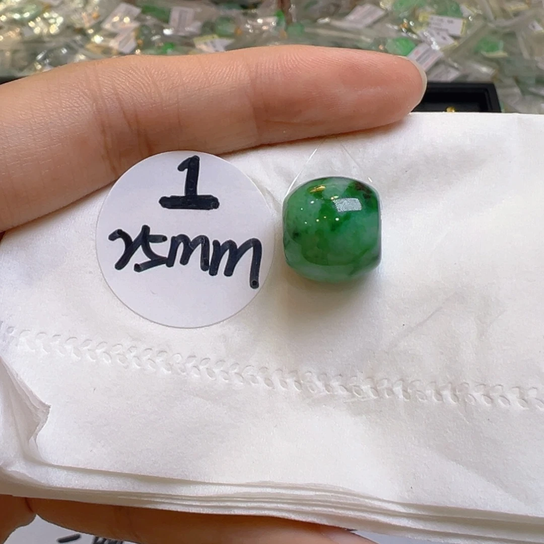 吊坠(不含链)18K金镶嵌翡翠