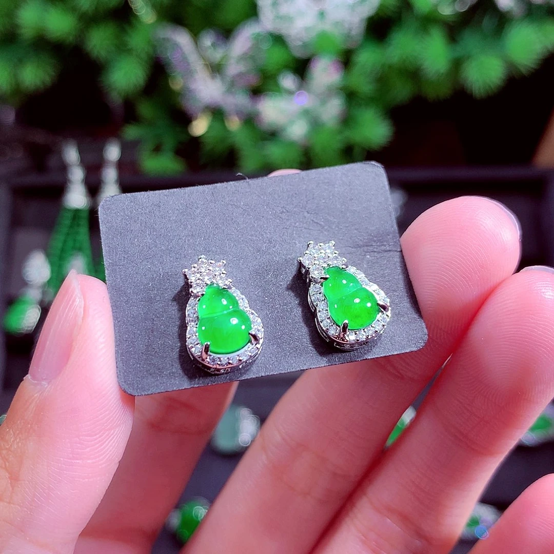 颈饰未镶嵌翡翠天然