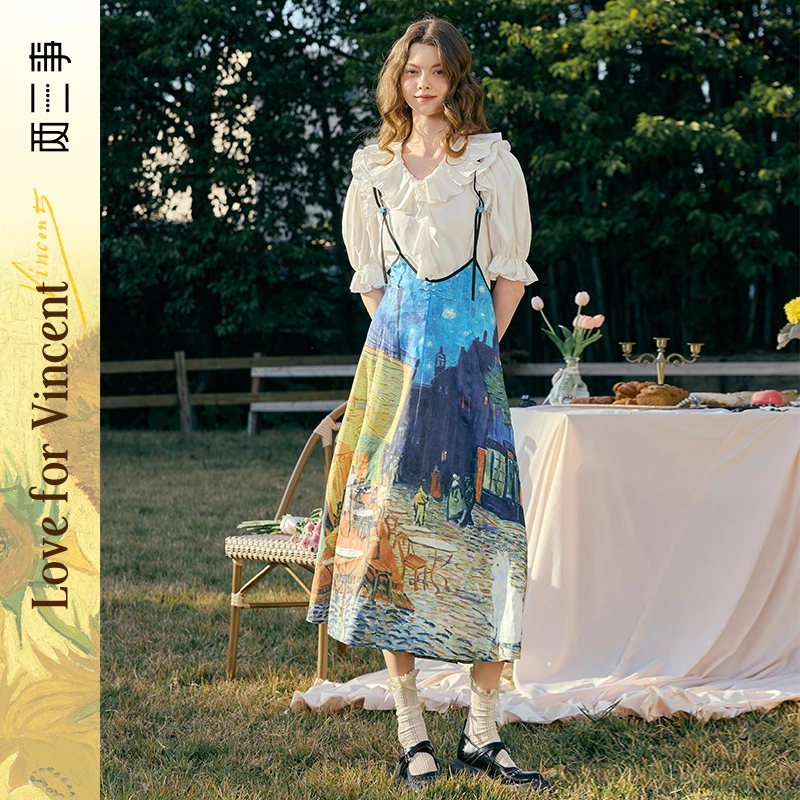 两三事梵高文艺午夜时分2025春新款立体花朵印花绑带背带裙半身裙