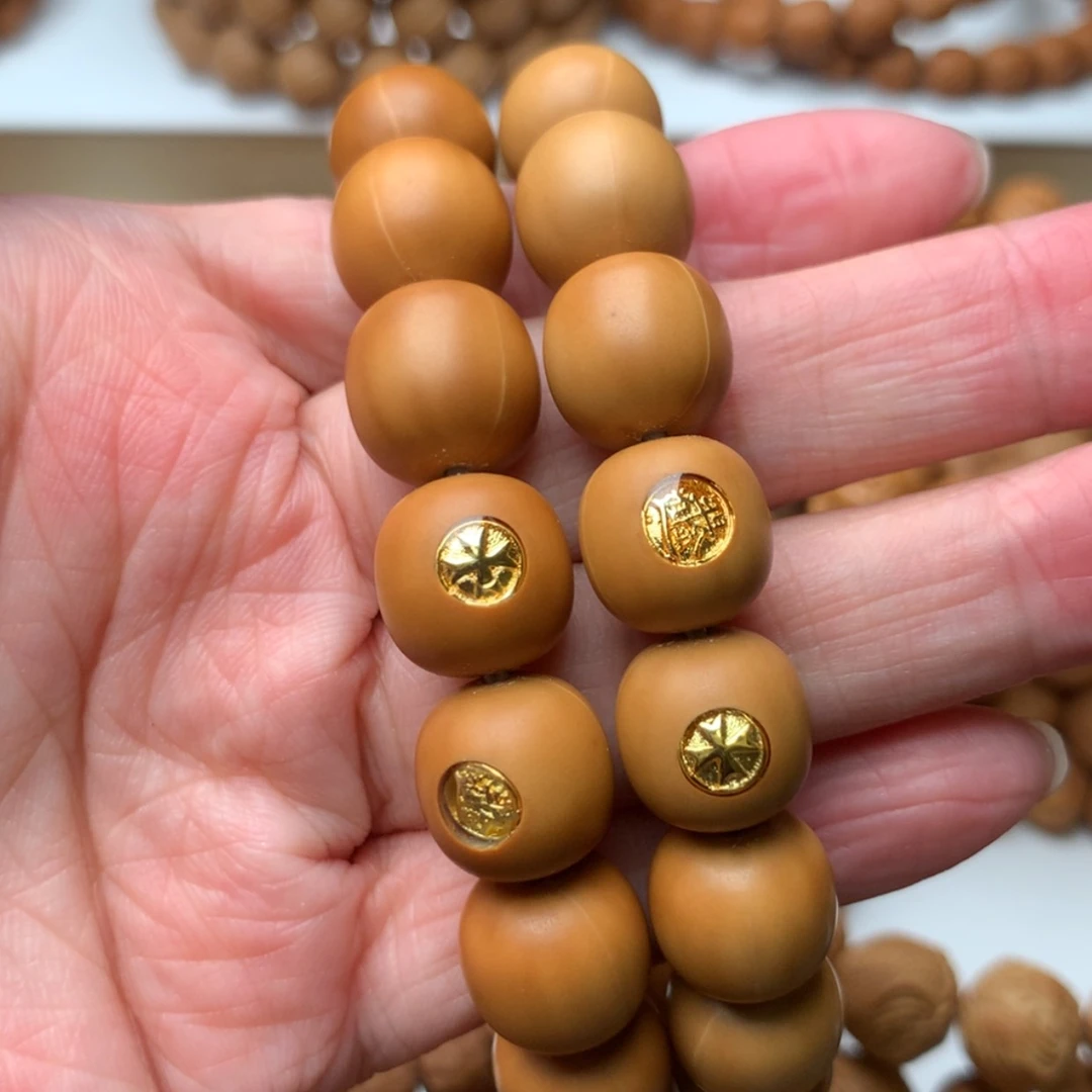 【闪购商品】猴头核桃吊坠双标老型油点