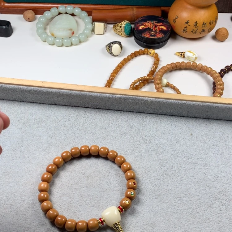 【闪购商品】猴头核桃吊坠。。。。。。。。。。。