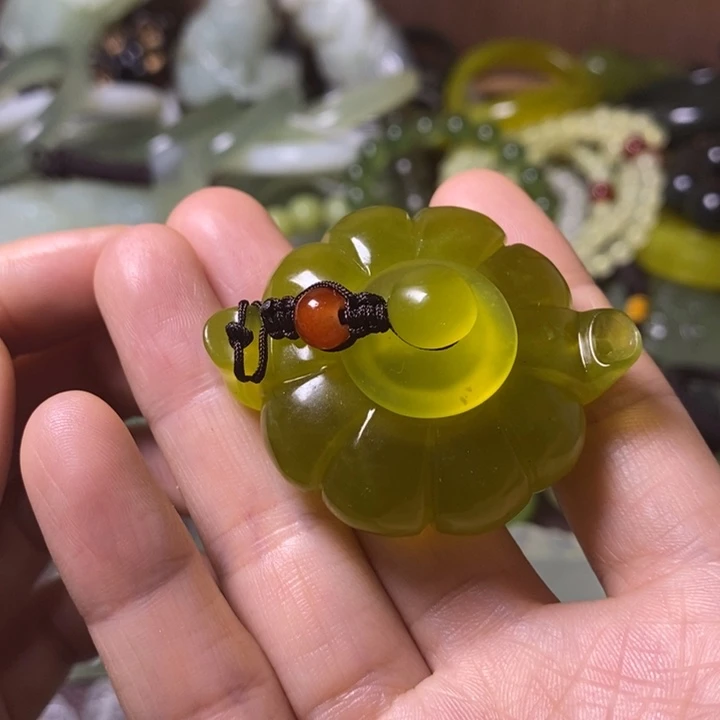 岫玉岫玉挂件未镶嵌