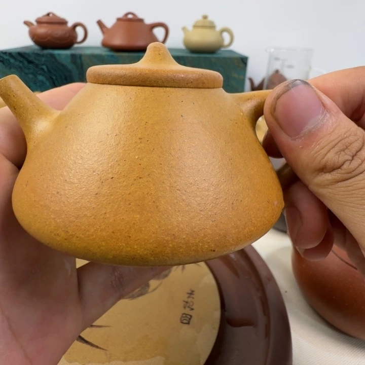 紫砂?*哥30目老宕口黄金段150cc子冶