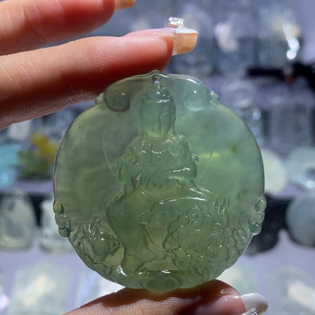 岫玉未镶嵌颈饰文殊菩萨