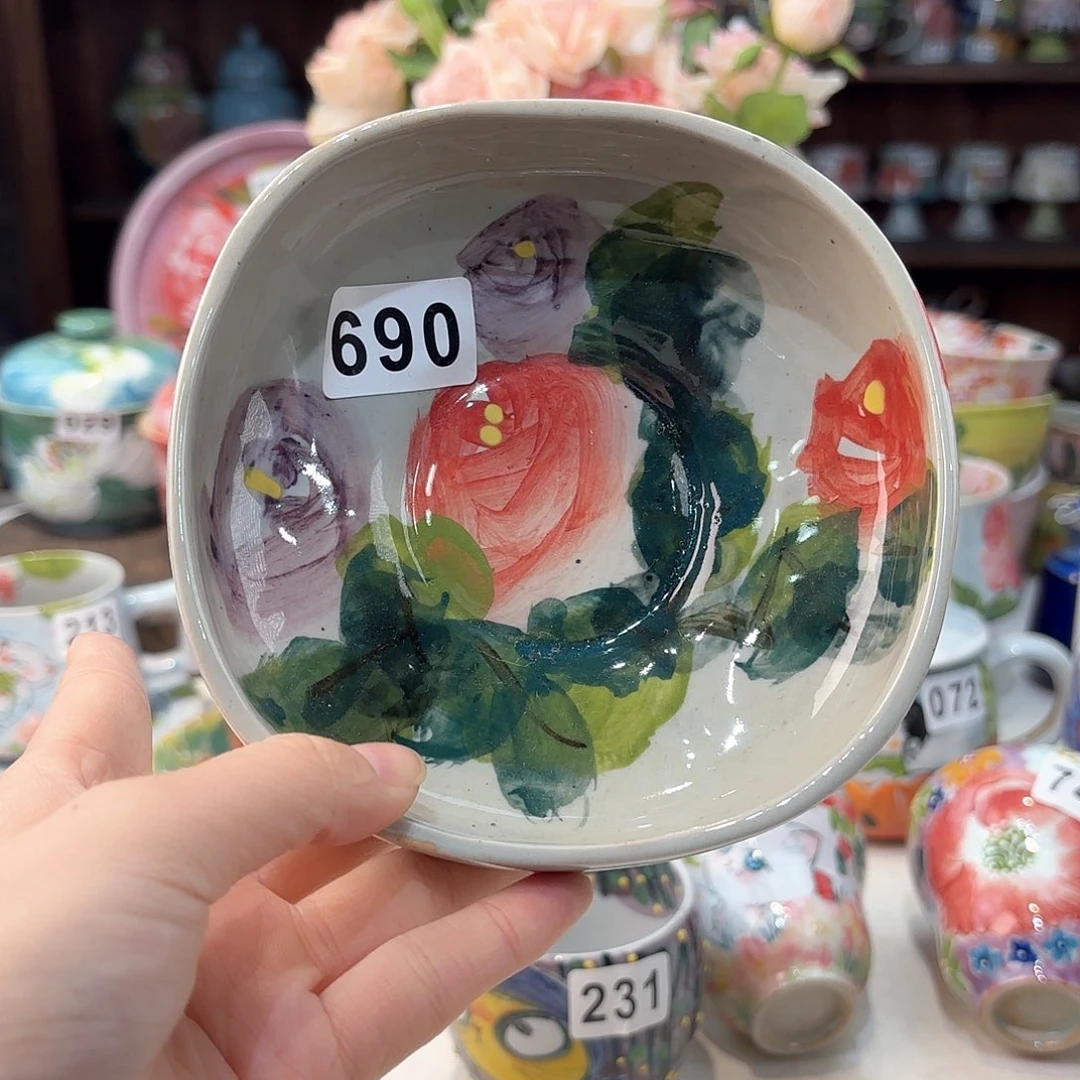 瓷片兔兔好可爱呀打