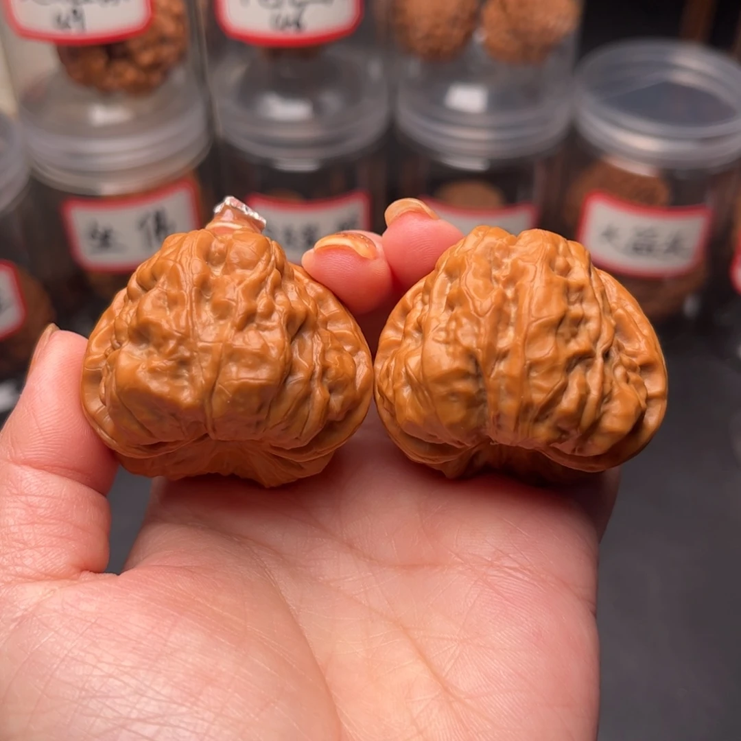 文玩核桃把件蛤蟆头