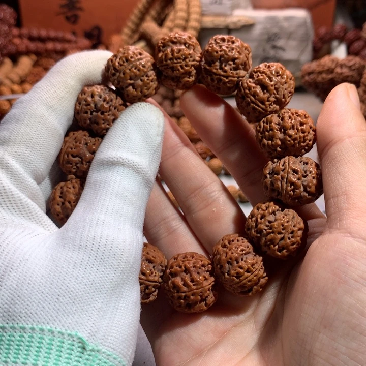 金刚菩提手串22尺寸梅花蜂王