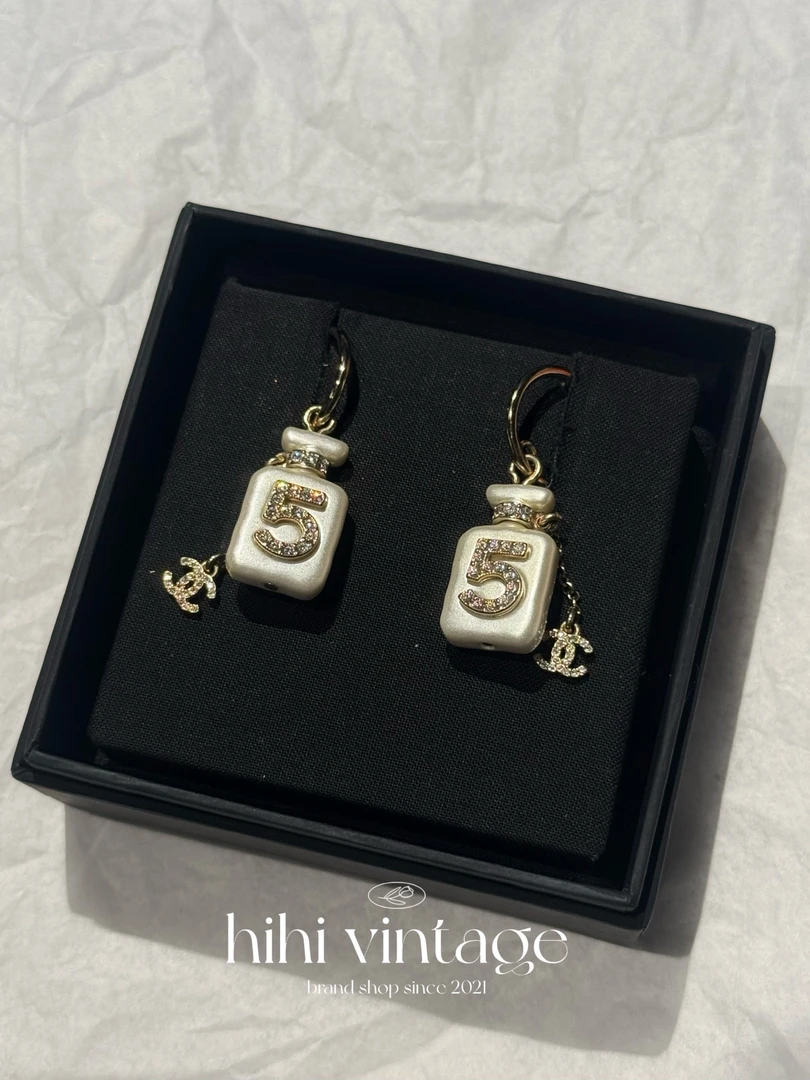 99新 Chanel/香奈儿 Chanel 22S 香水瓶5号镶钻耳钉/13836875