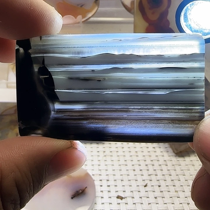 玛瑙/玉髓未镶嵌珠宝奇石