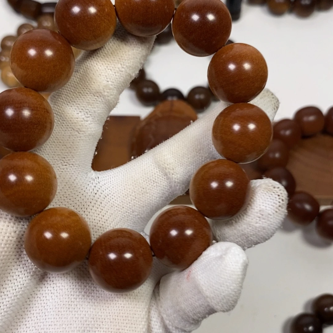 邱***石檀香木老山檀香2.0沉水奶香