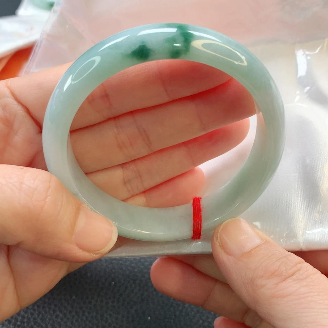 翡翠手镯未镶嵌你***友57.4正