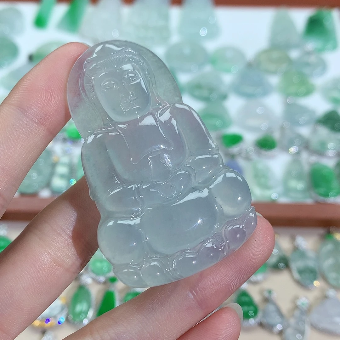 颈饰未镶嵌翡翠观音