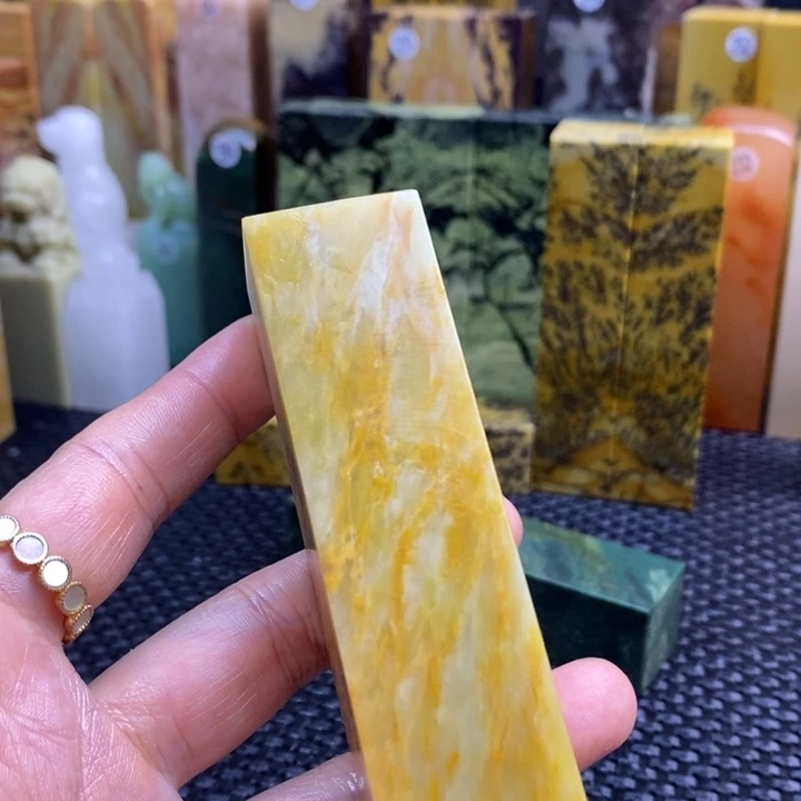 四川石云****告青田石印章石