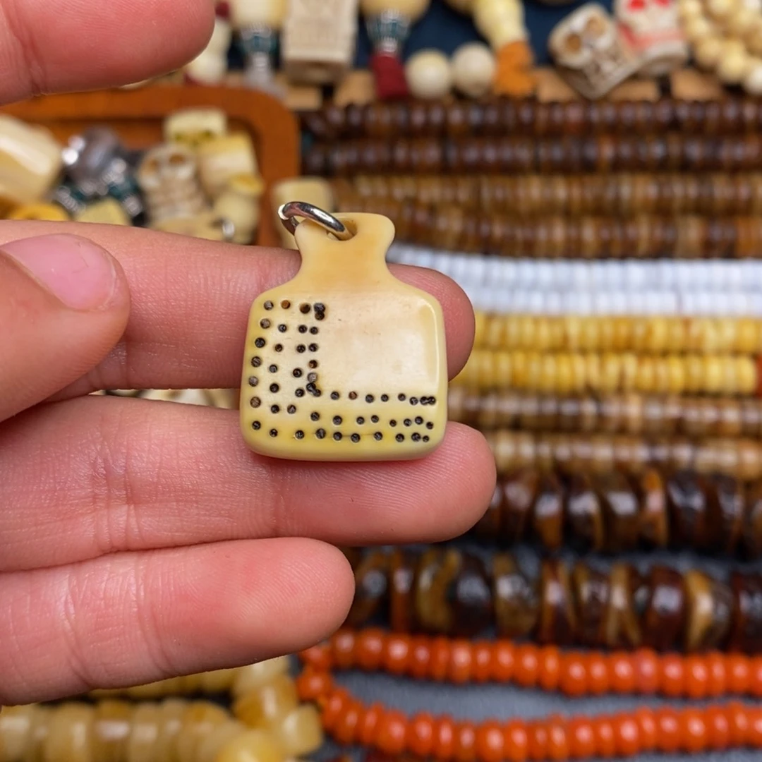 ?*腾藏传文玩高白咒点牌子