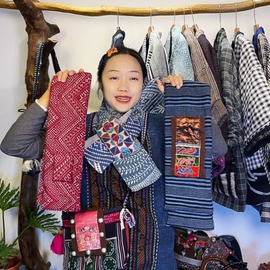 织绣手工制作工艺围脖