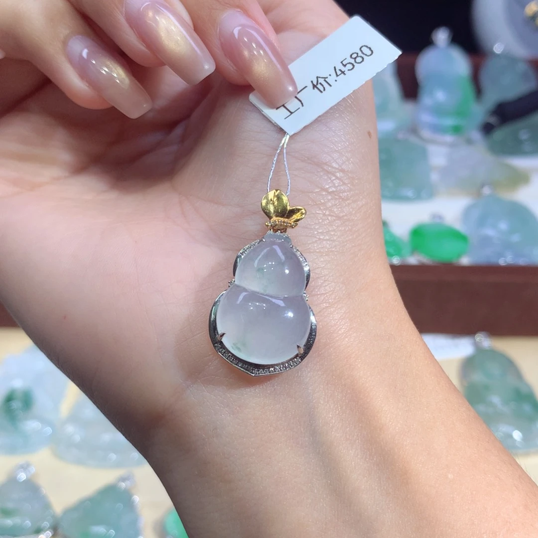 吊坠(不含链)18K金镶嵌翡翠