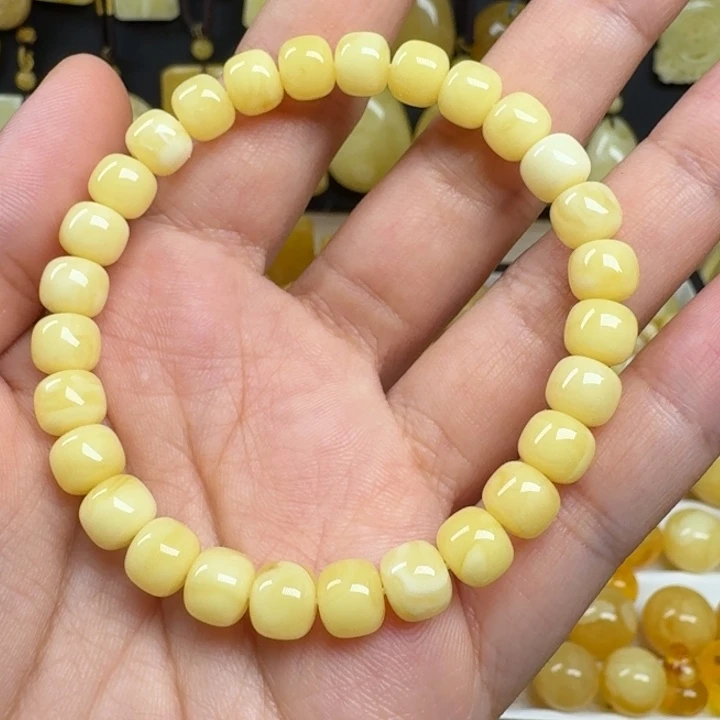 蜜蜡未镶嵌珠宝奇石