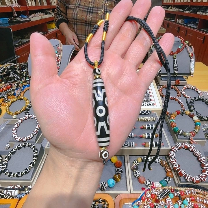 未镶嵌玛瑙/玉髓珠宝奇石