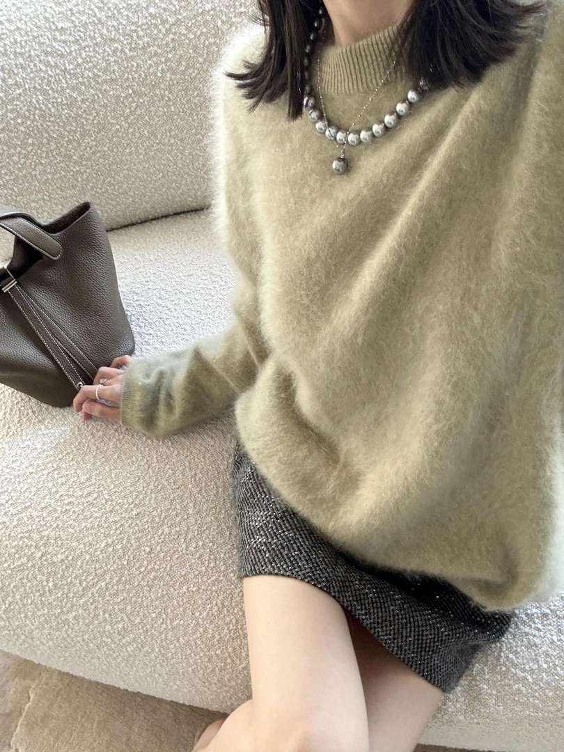 高级感软糯毛衣女秋冬季韩系温柔宽松慵懒毛衣内搭针织长袖上衣潮