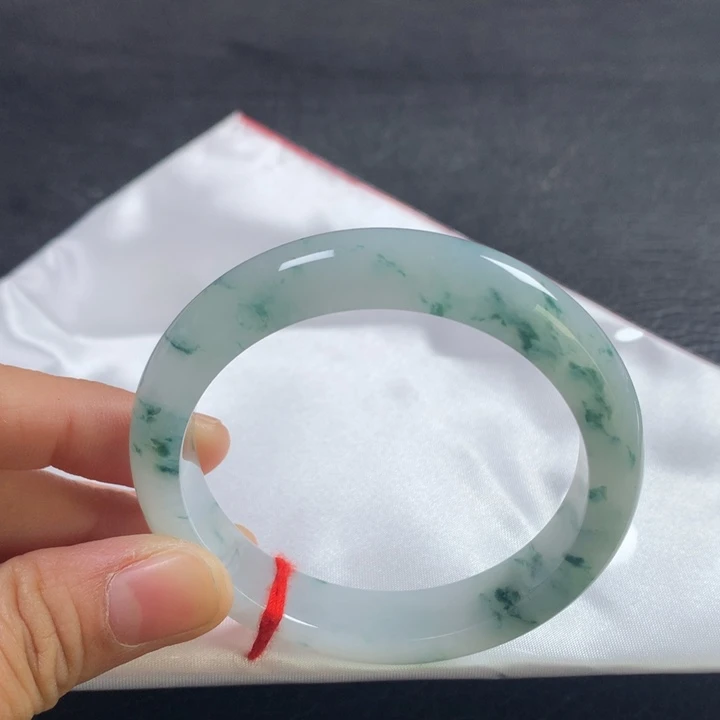 翡翠未镶嵌手镯53圈
