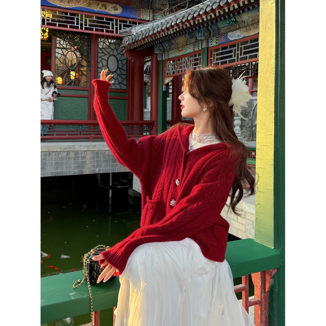 GA盈瓷冬季新年限定修身显瘦毛衣针织开衫裙裤两件套女 25SS1381