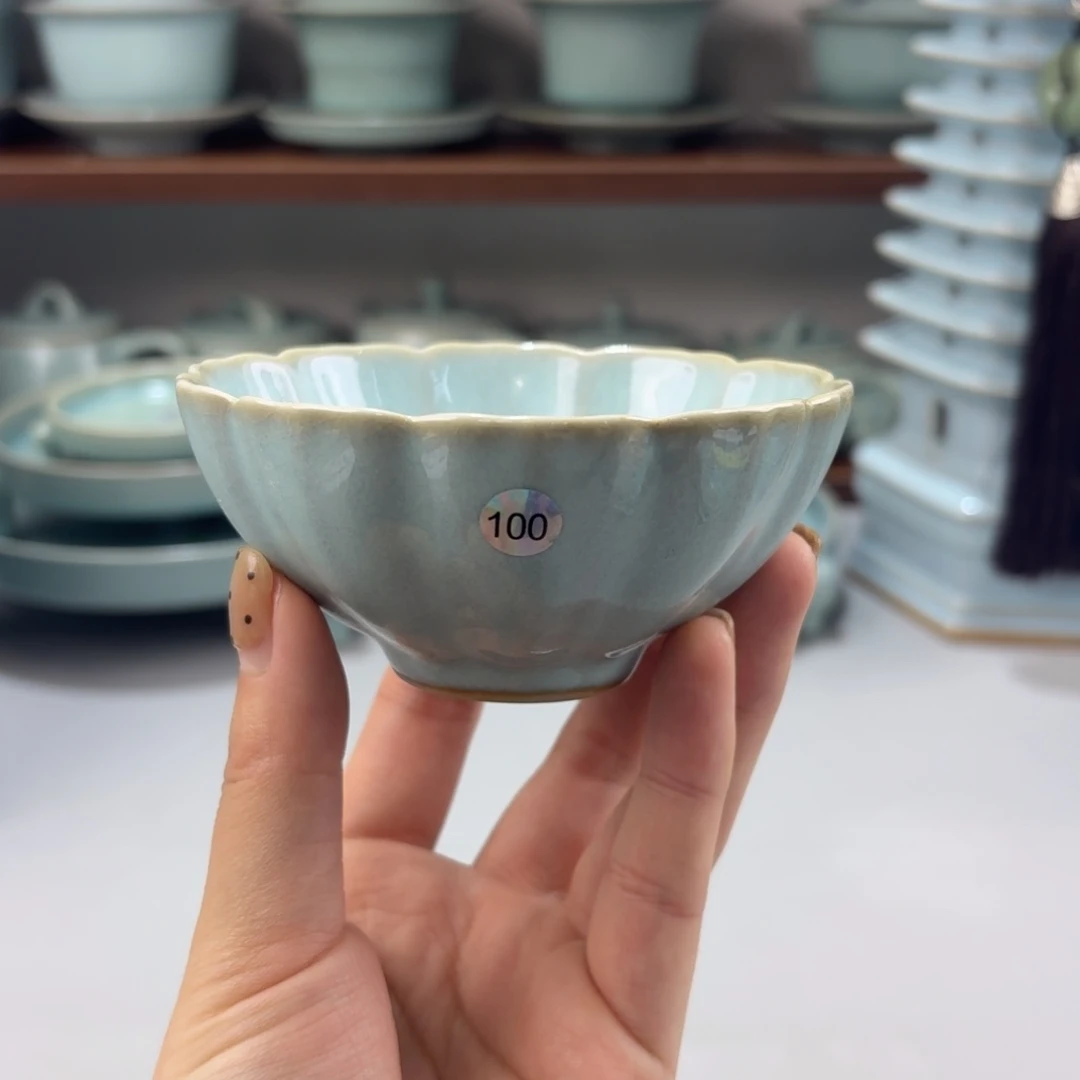 摆件瓷开播福利汝窑天青釉花口杯