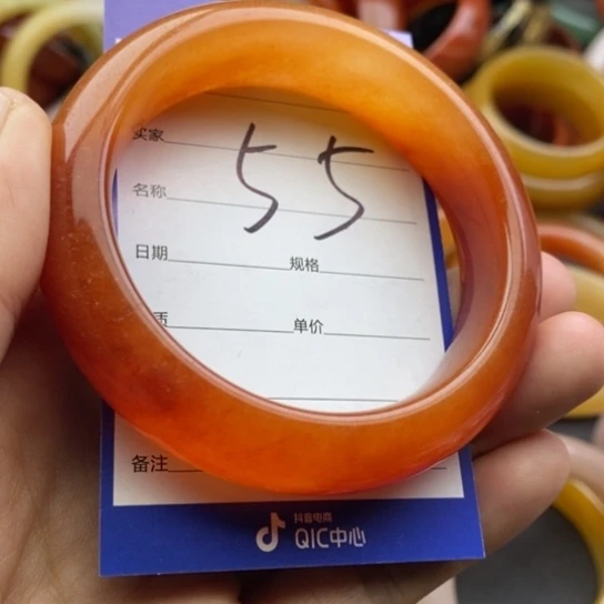 石英质玉未镶嵌手镯