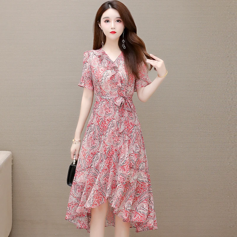 连衣裙女碎花显瘦气质夏季收腰中长款女装大码妈妈装洋气时尚修身