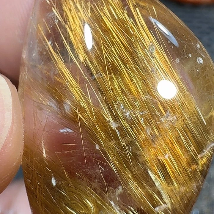 高***水未镶嵌颈饰水晶好