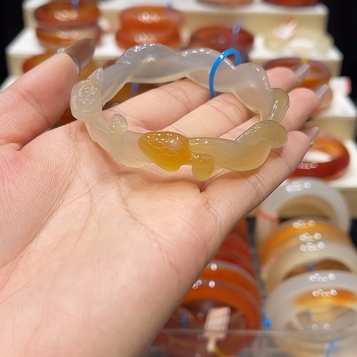 玛瑙/玉髓手镯未镶嵌鬼****3