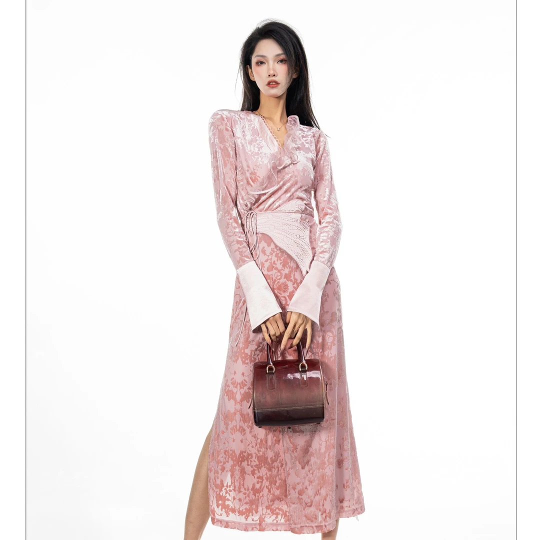 妖客瞬戏C230873丝绒连衣裙刺绣收腰显瘦时尚国风设计师品牌