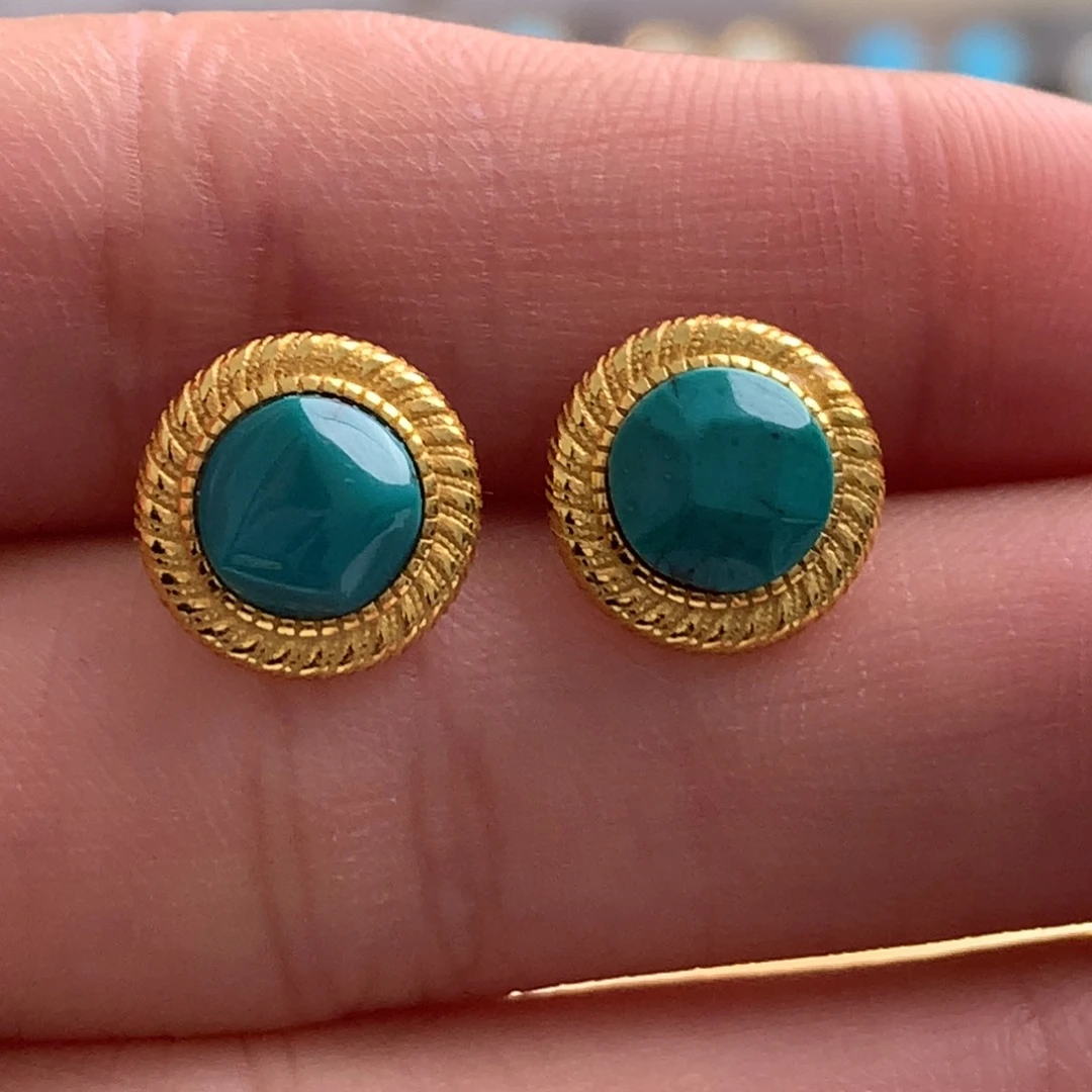未镶嵌绿松石耳钉