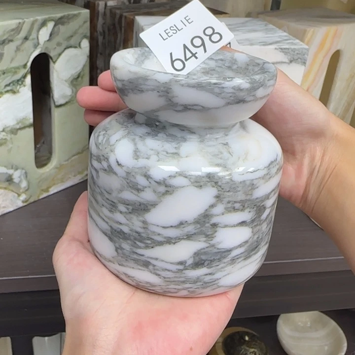 X498.                 福利