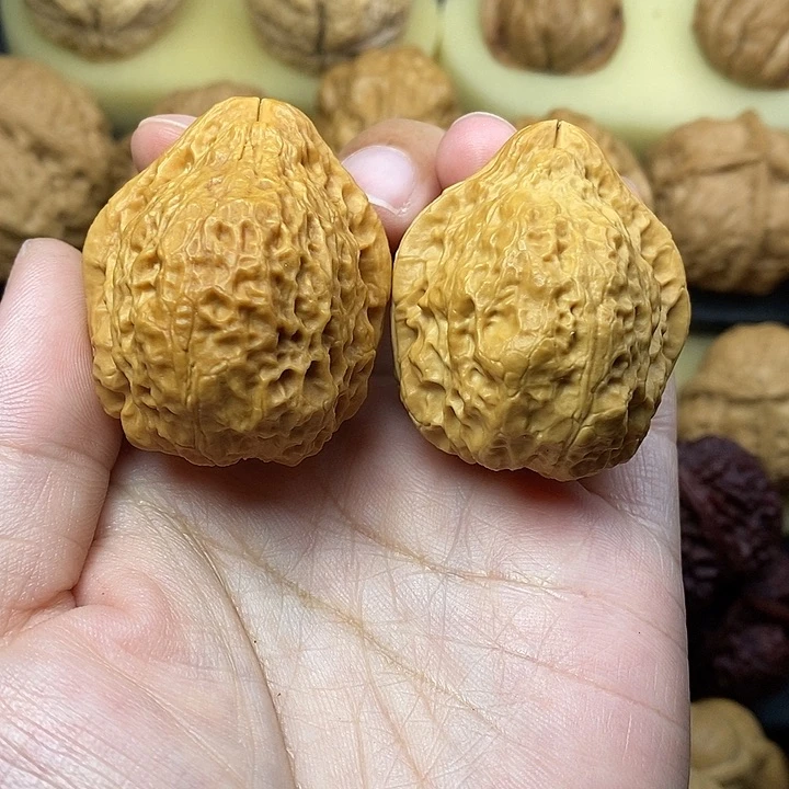 吊坠桃核金嘴寿桃41尺