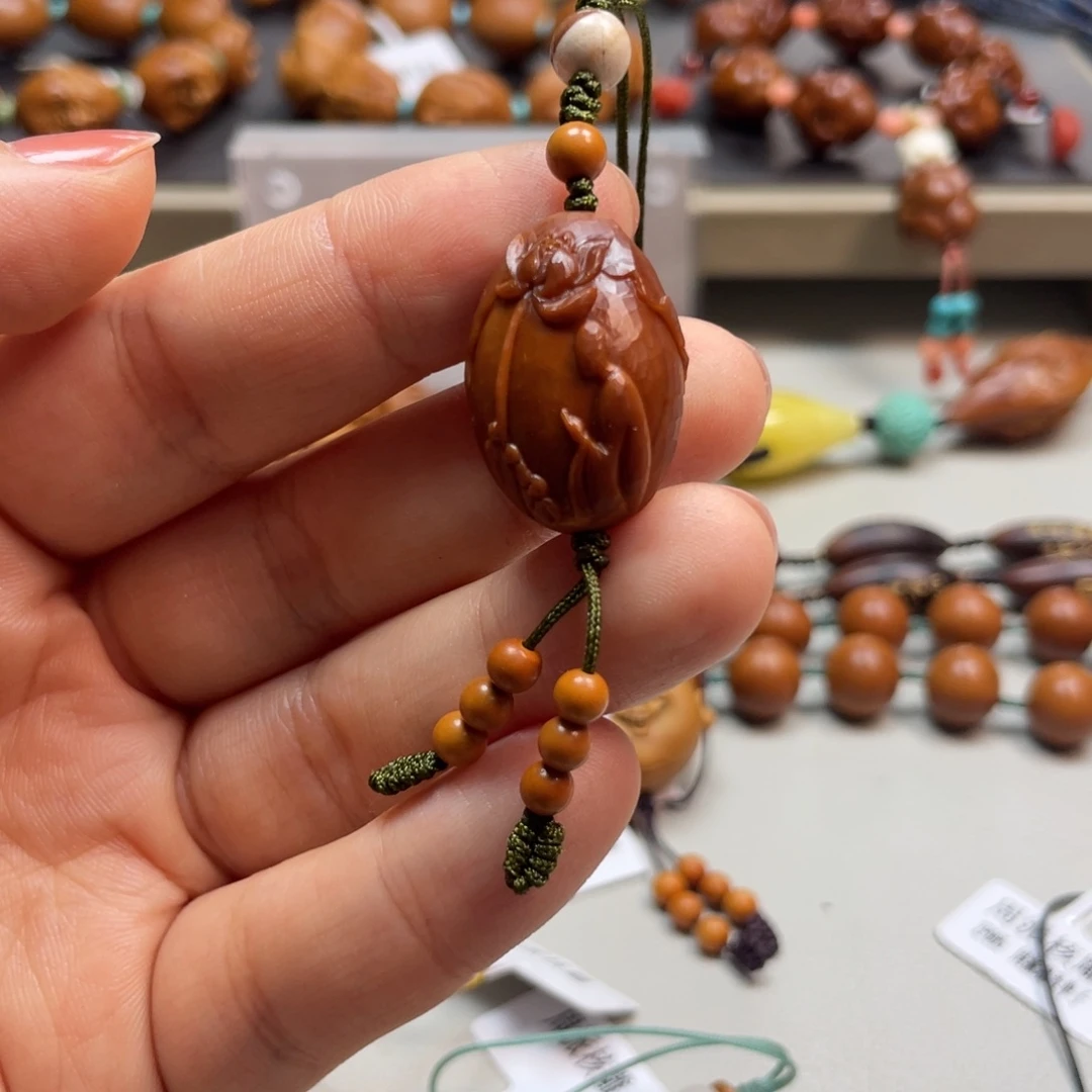 橄榄核吊坠呀*汁Hhediao·Hhediao