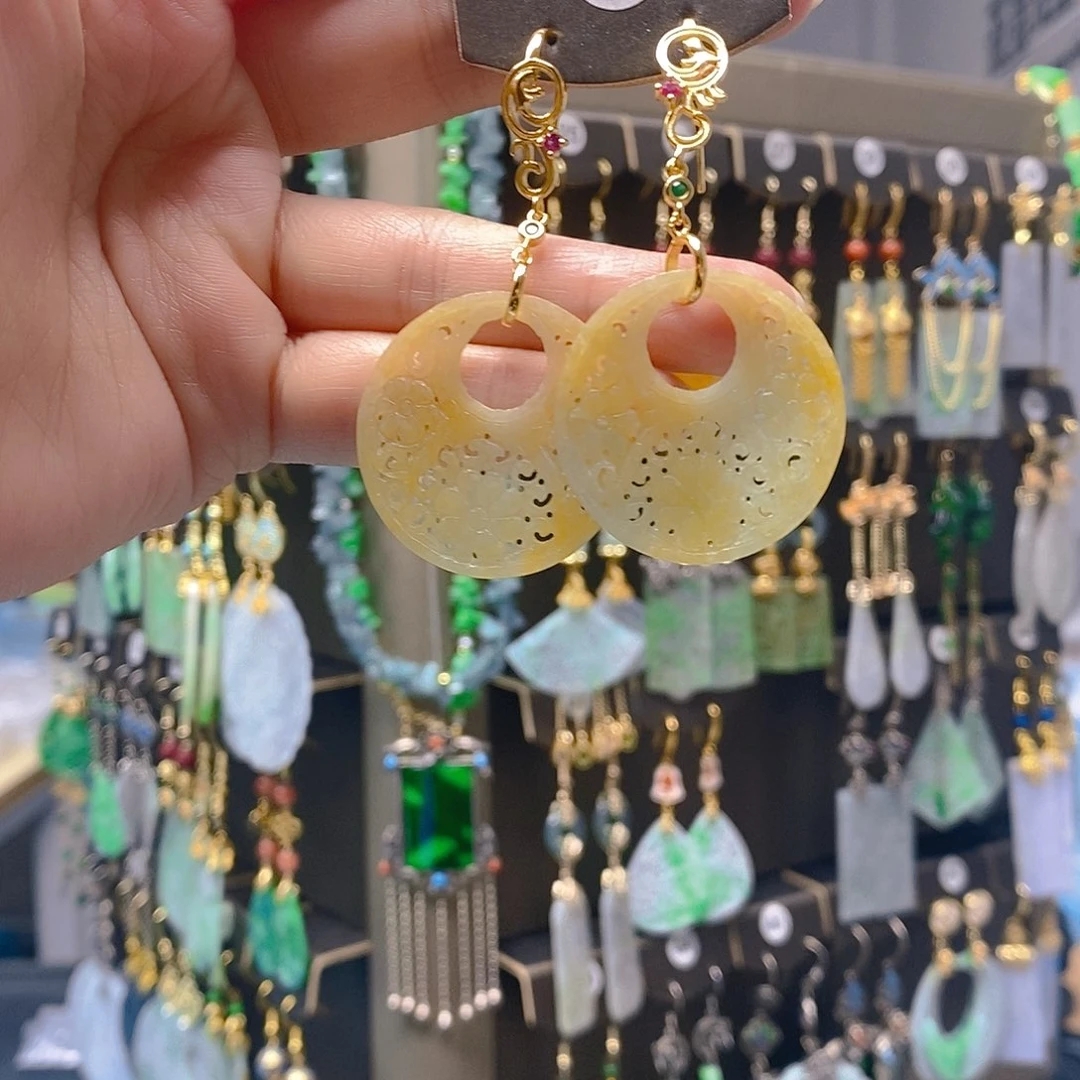 未镶嵌翡翠耳饰翡翠