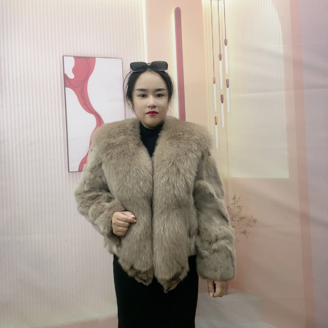 新款时尚狐狸毛大门襟保暖抗风女装短款女款短外套时尚百搭