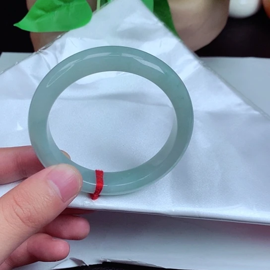 翡翠手镯未镶嵌正圈040