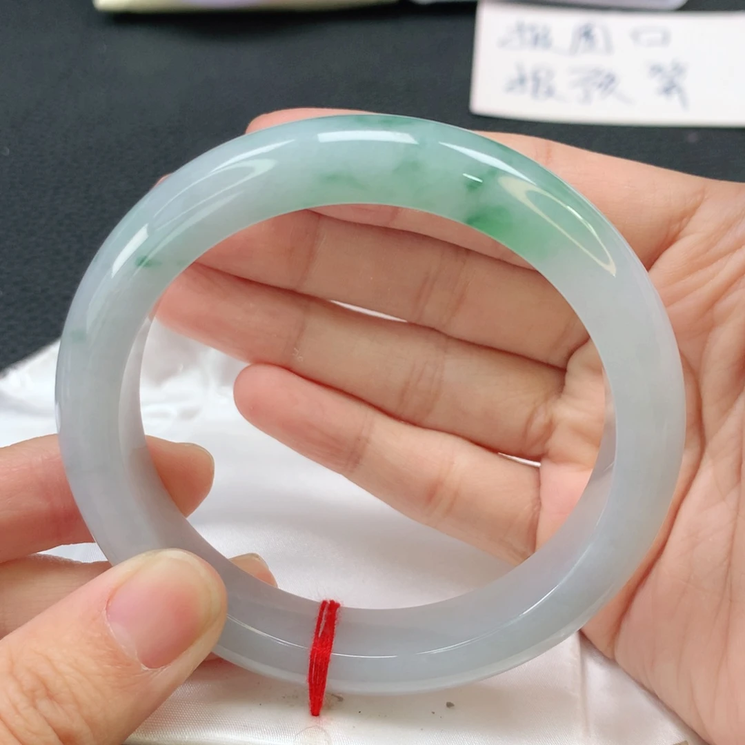 翡翠手镯未镶嵌缅甸60