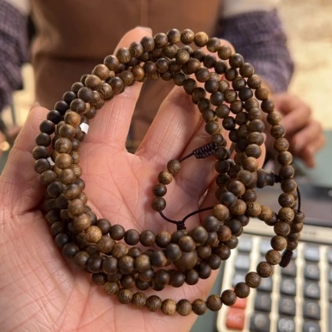 沉香手串白棋8克卡0.5多样性发1条