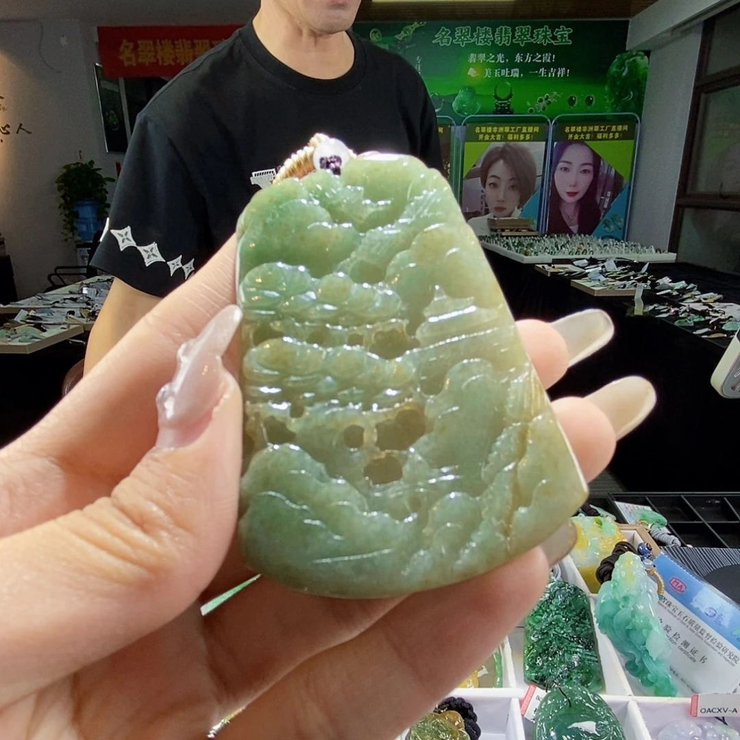 颈饰未镶嵌翡翠翡翠