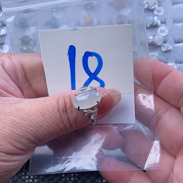 未镶嵌戒指翡翠缅甸