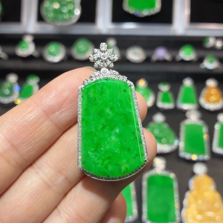 翡翠18K金镶嵌吊坠(不含链)翡翠