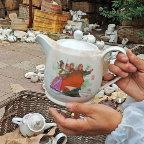 库存微瑕方腊起义单孔水壶容量1000