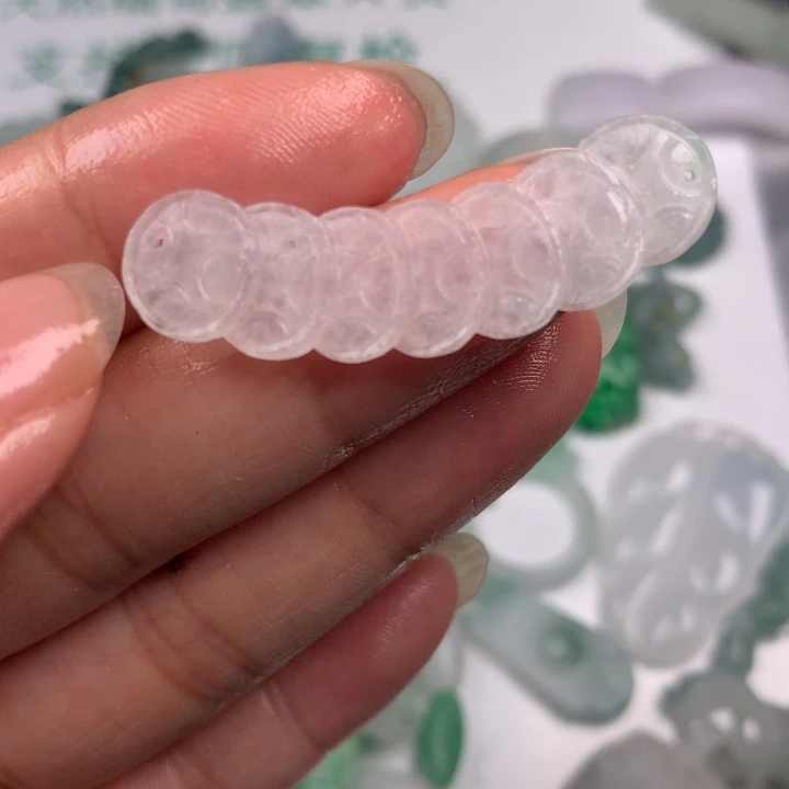 未镶嵌定制翡翠翡翠