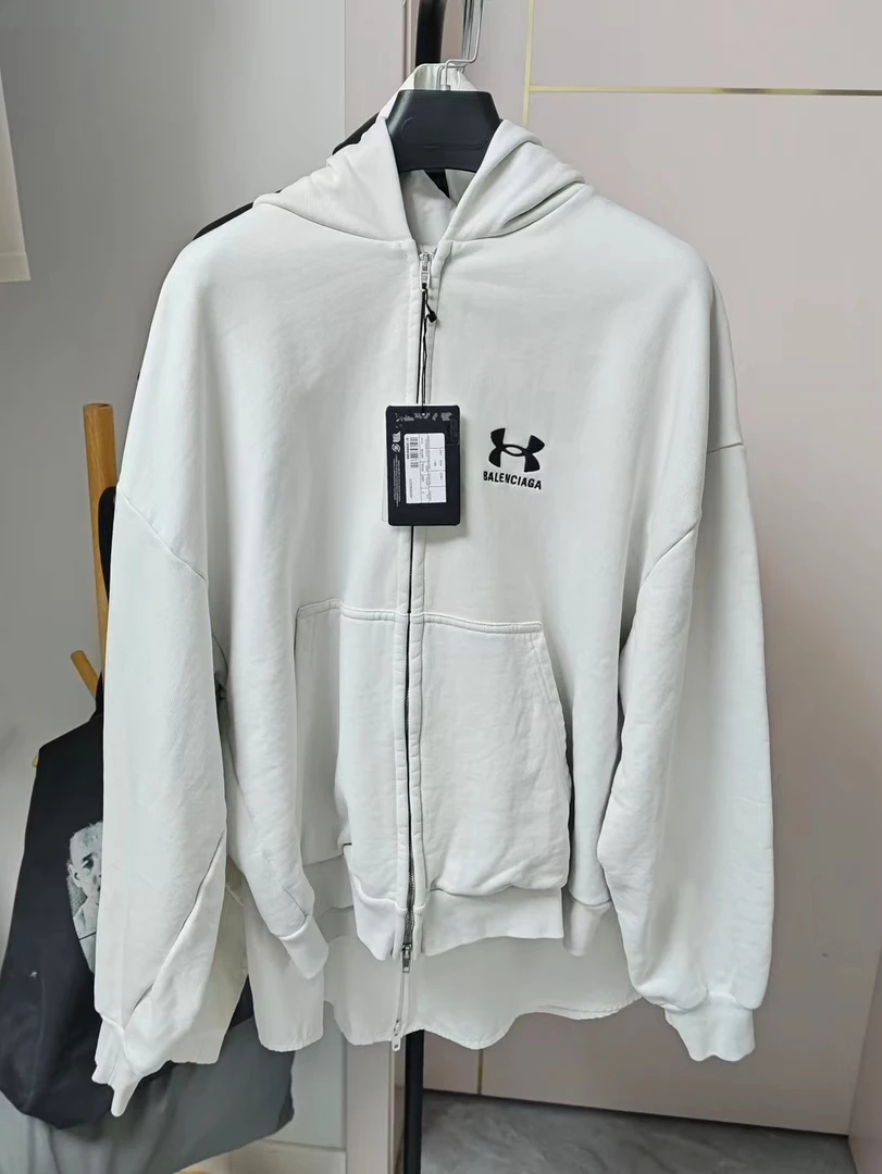 全新未使用 Balenciaga/巴黎世家 S码 25SS安德玛拉链卫衣外套