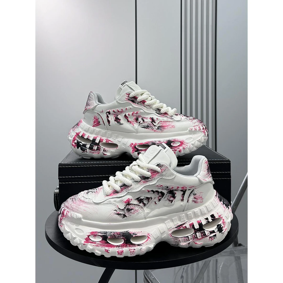 擦色涂鸦鞋子男2025秋冬新款超火老爹鞋小众厚底内增高运动休闲鞋