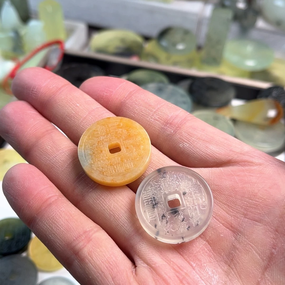 蛇纹石玉原石未镶嵌酒****急