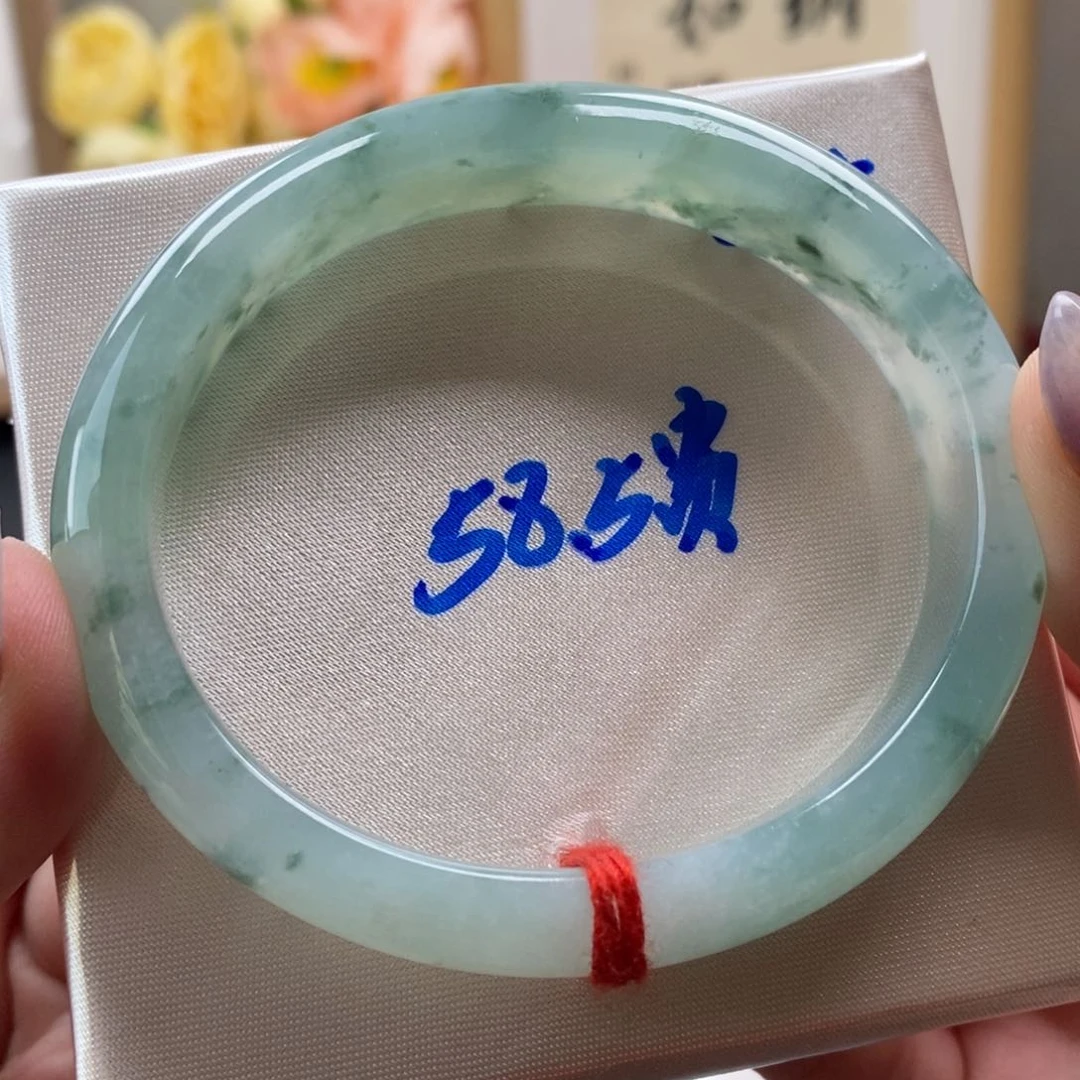 【闪购商品】翡翠手镯未镶嵌2号贵妃